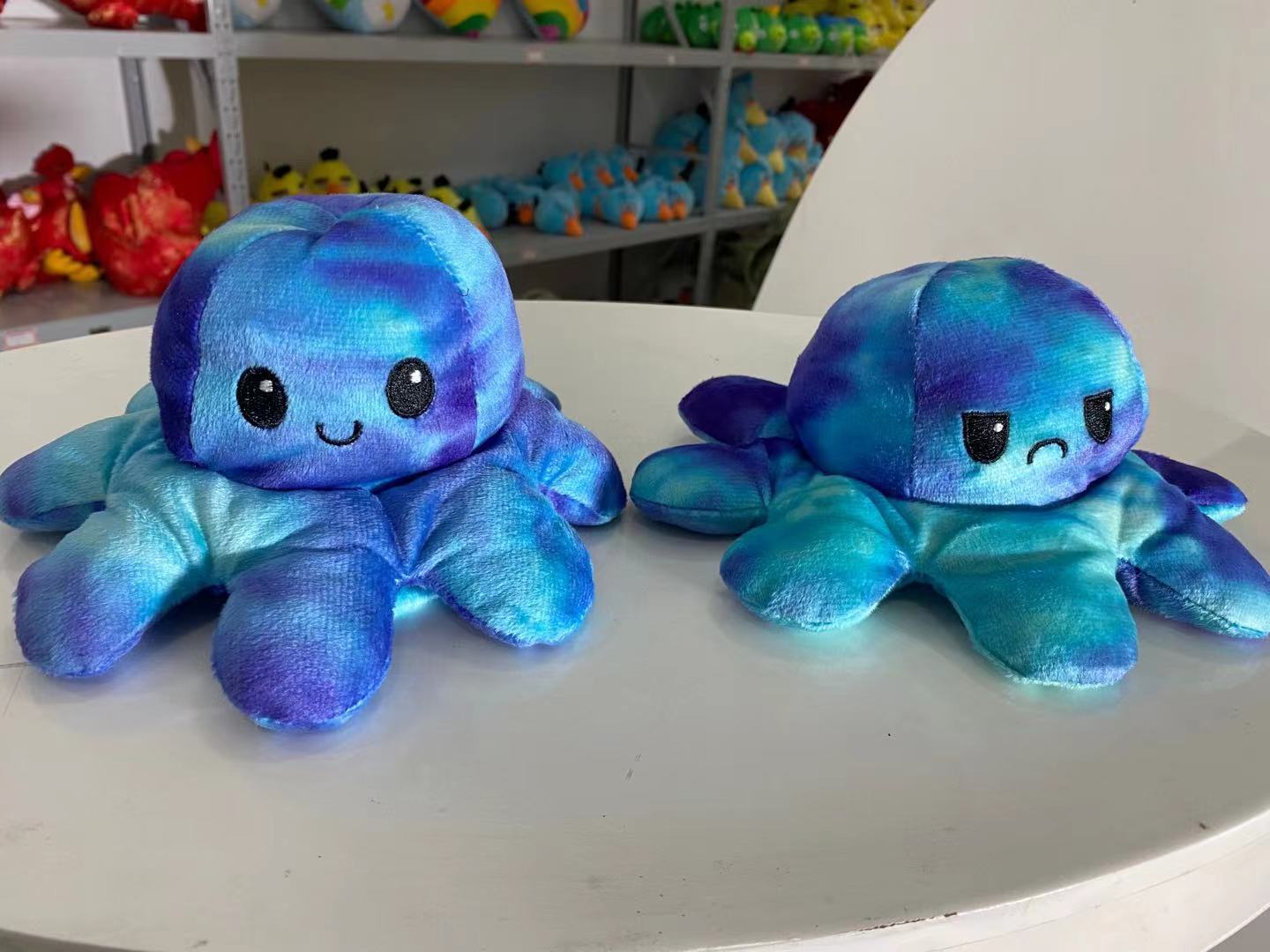 Octopus figurine pendant