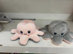 Octopus figurine pendant