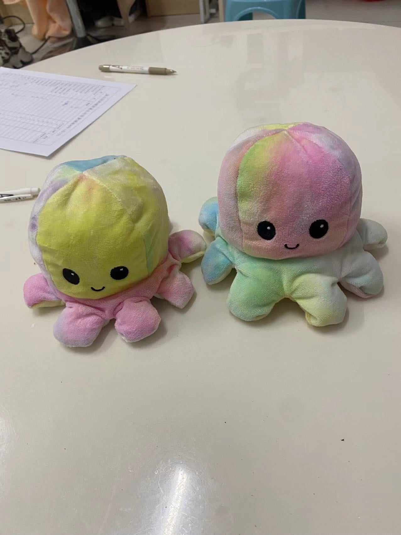Octopus figurine pendant