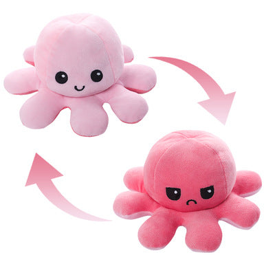 Octopus figurine pendant