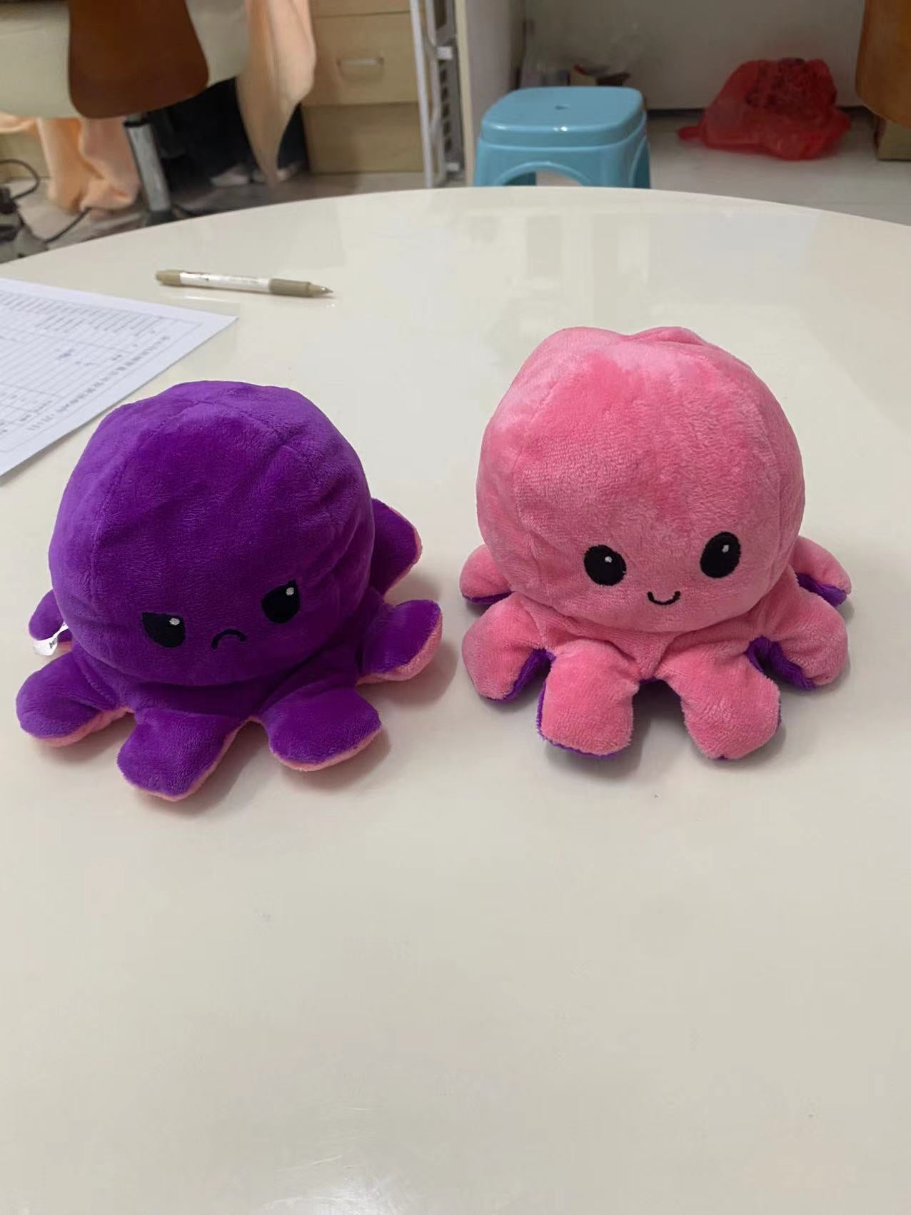 Octopus figurine pendant