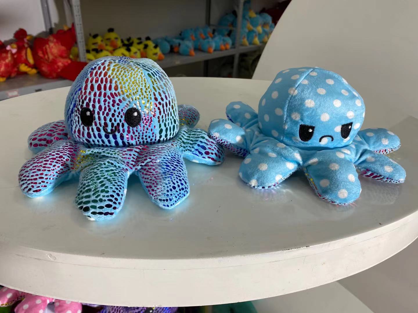 Octopus figurine pendant