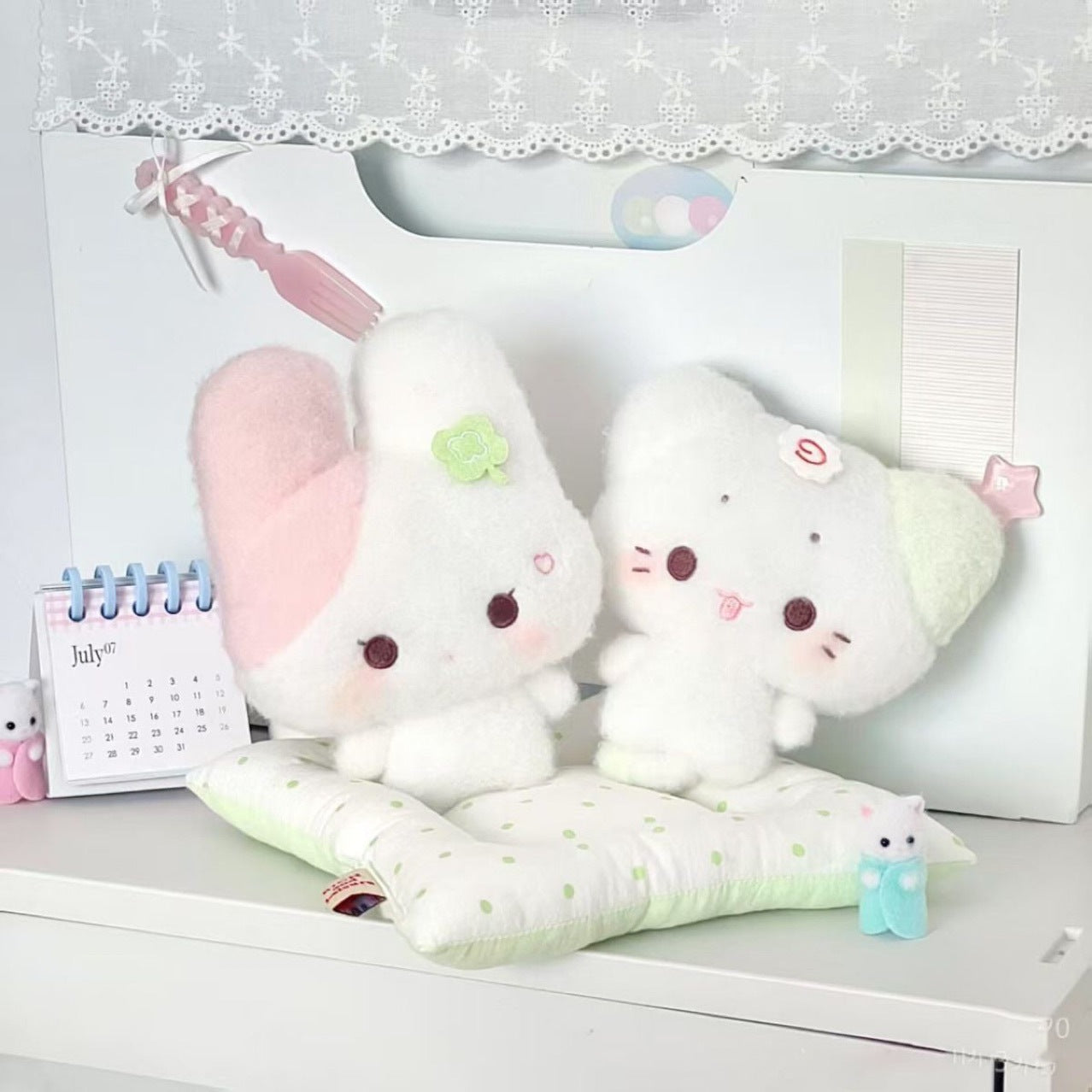 Cute fish-shaped cat, lucky kitten, soft plush rabbit doll