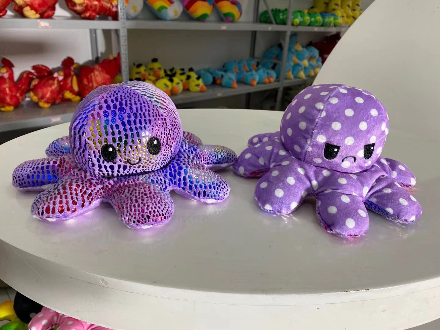 Octopus figurine pendant