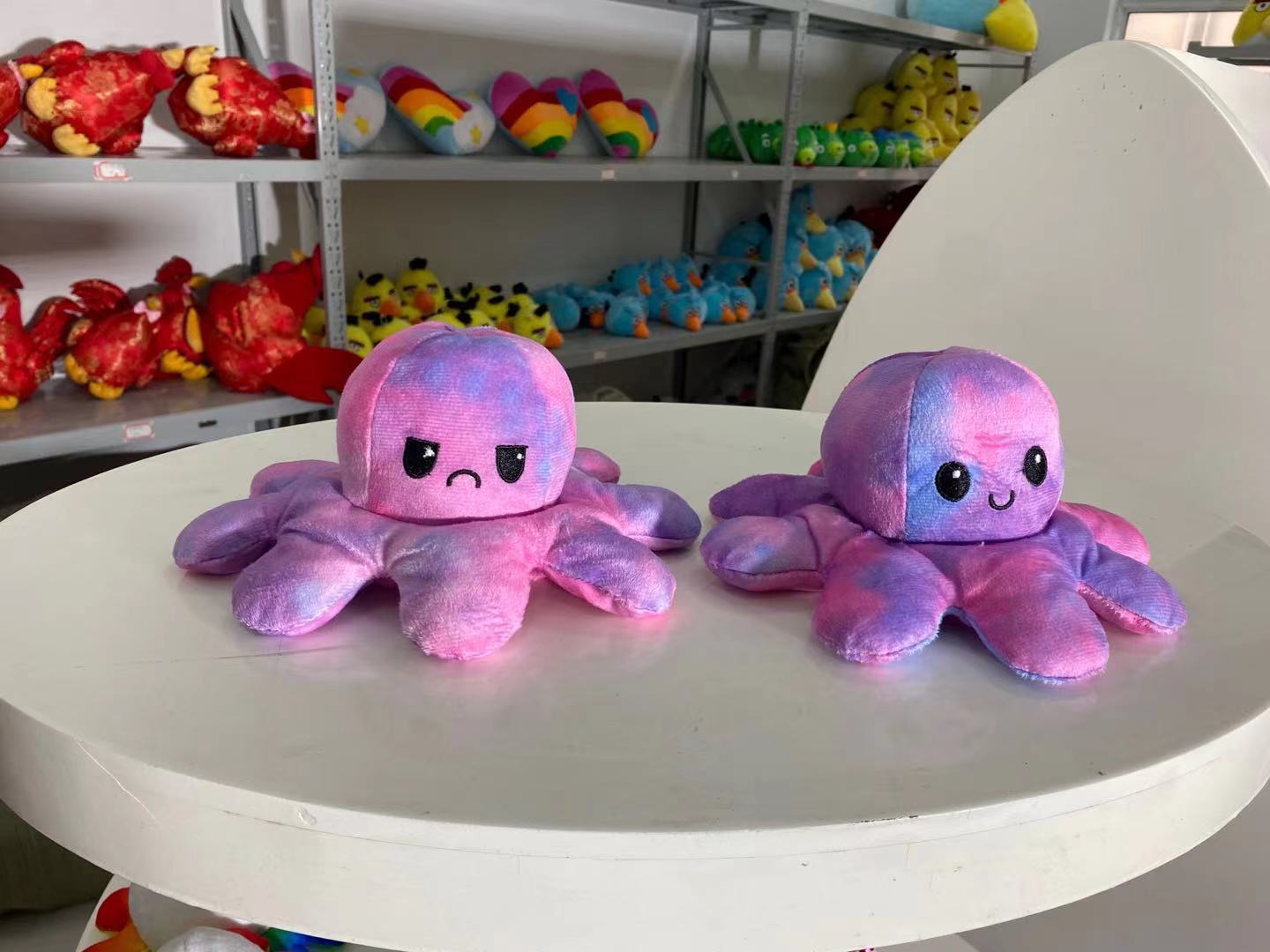 Octopus figurine pendant