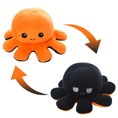 Octopus figurine pendant