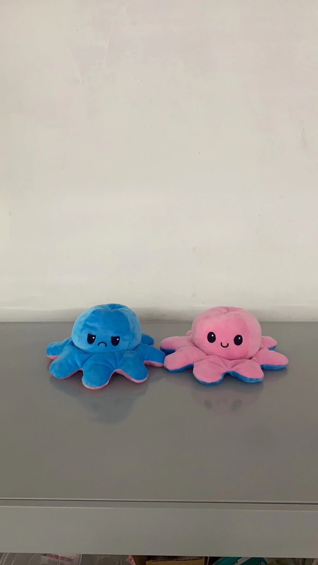 Octopus figurine pendant