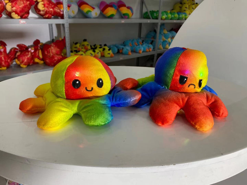 Octopus figurine pendant